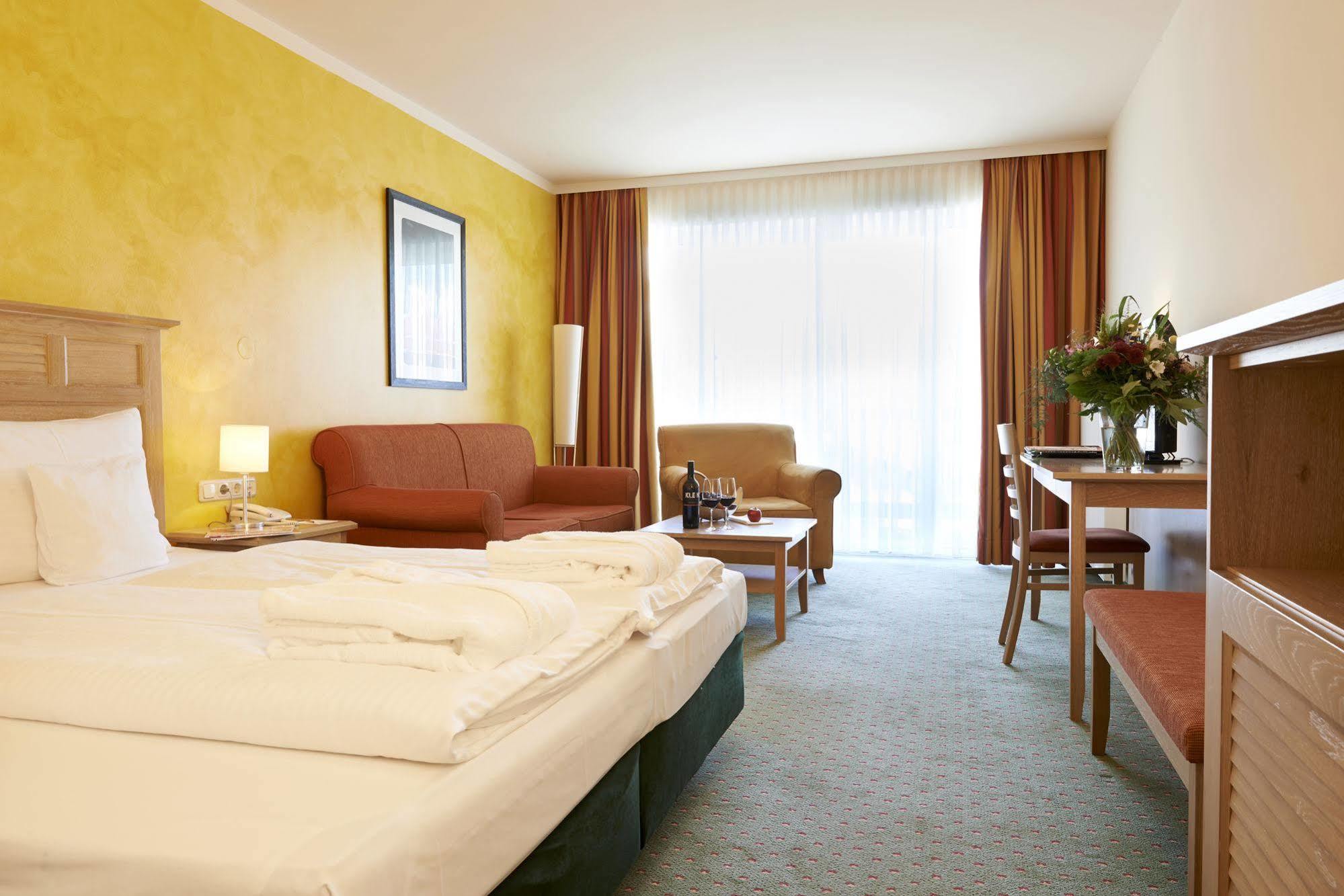 Das Hotel Eden - Das Aktiv- & Wohlfuehlhotel In Tirol Auf 1200M Hoehe Зеефельд в Тироле Экстерьер фото